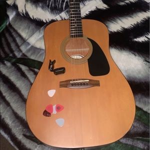 Squier guitar (6 string)